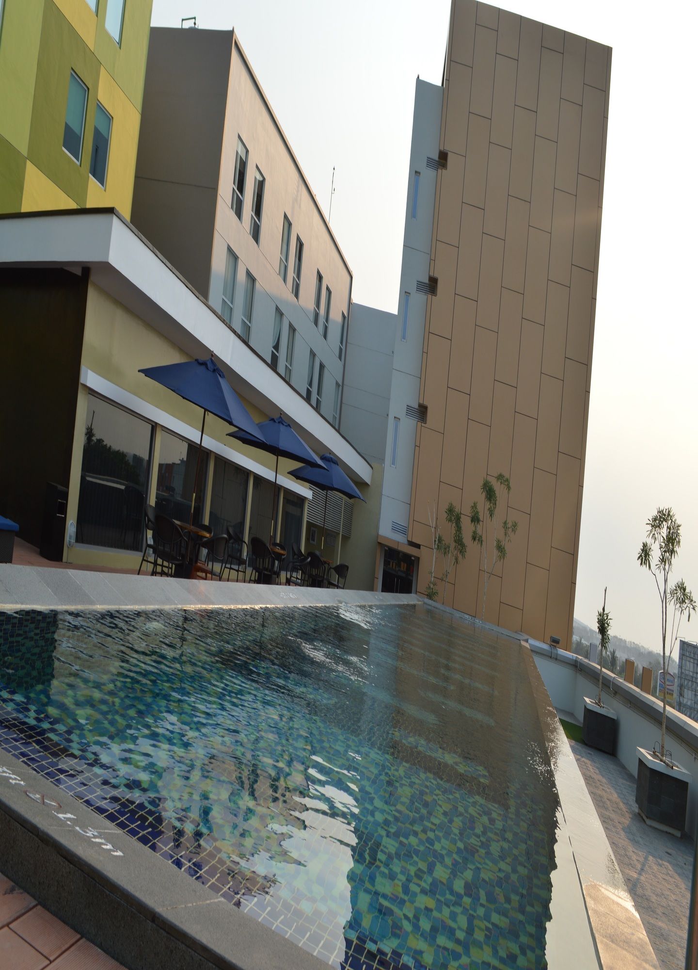 Фото Swiss-Belhotel Airport Jakarta