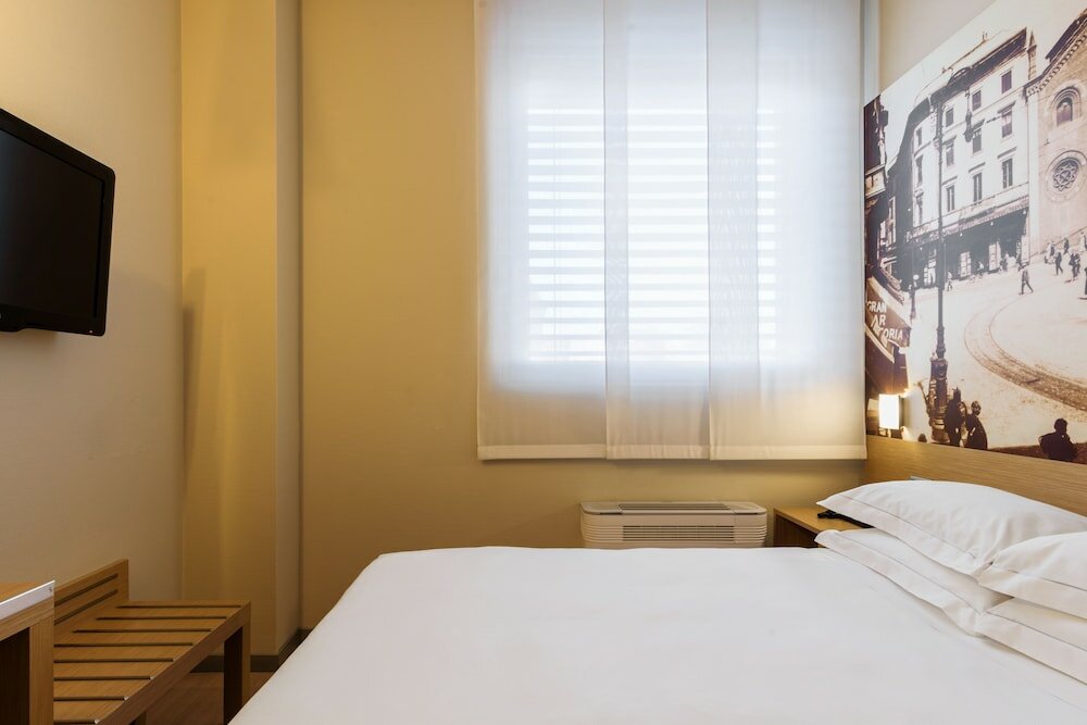 Фото B&b Hotel Milano La Spezia