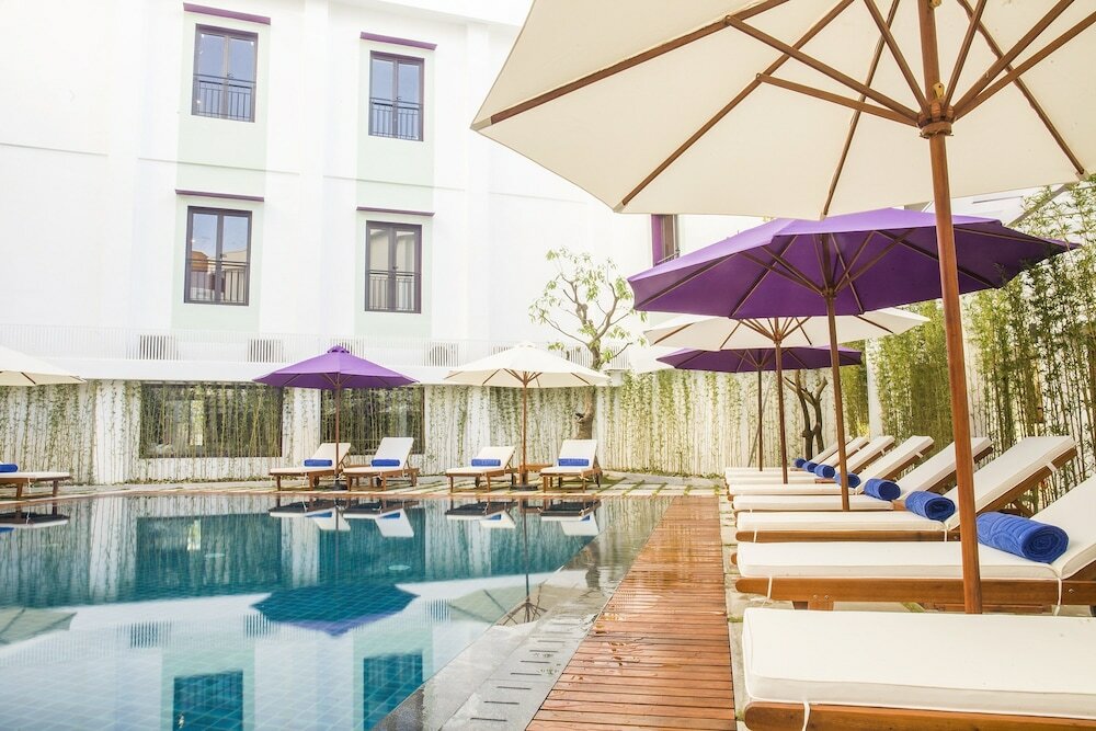 Фото Êmm Hotel Hue