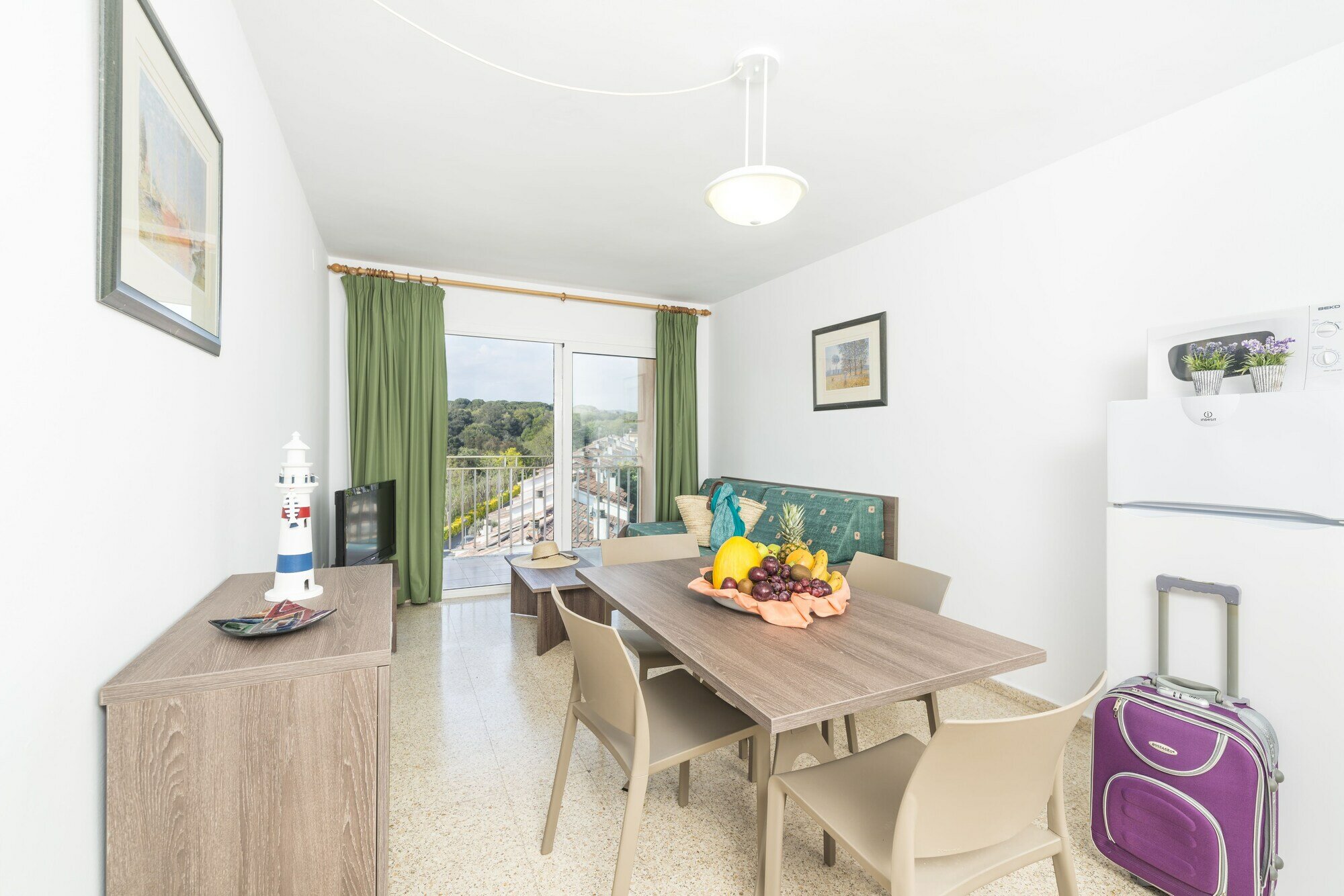 Фото Apartaments Condado