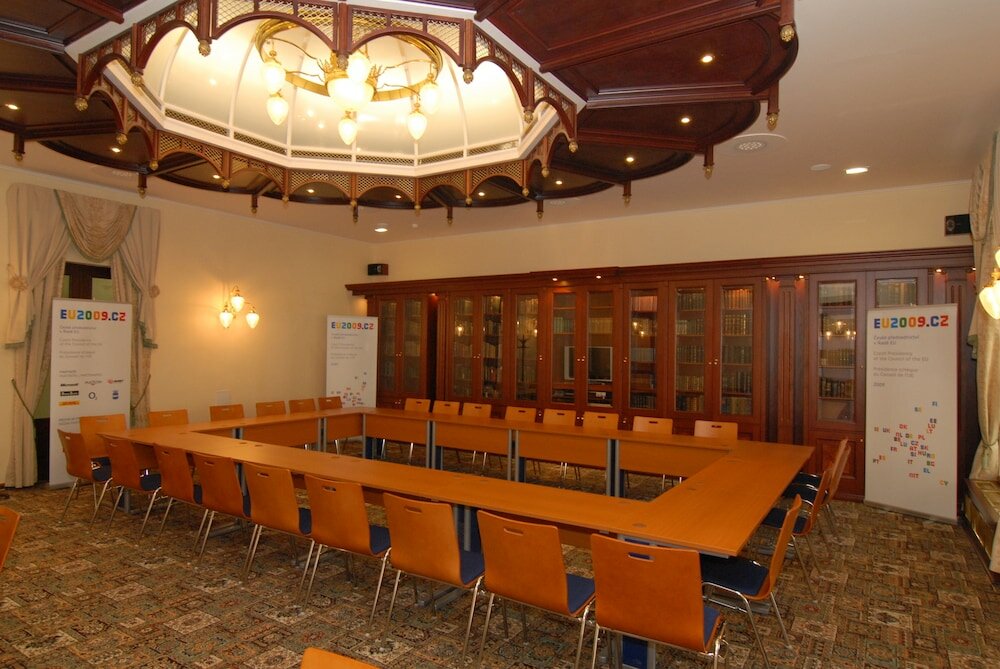 Фото 194355623668