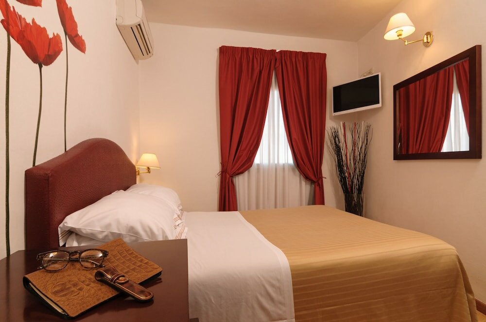 Фото Hotel Cardinal Of Florence