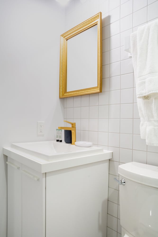 Фото Hôtel du Jardin - by Les Lofts Vieux-Quebec