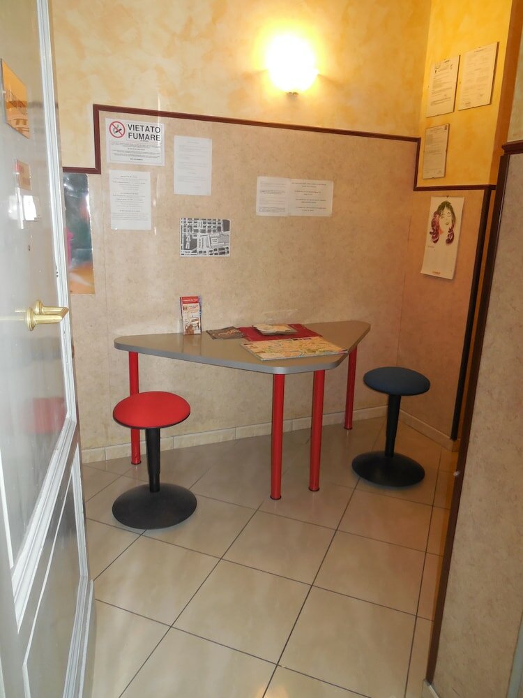 Фото Cressy Hotel