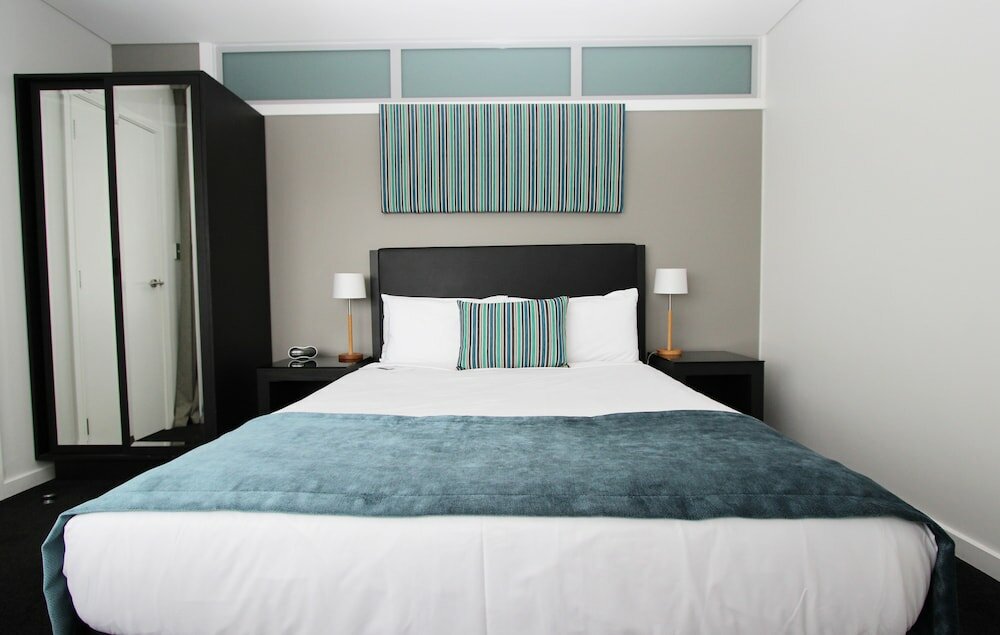 Фото Oaks Auckland Hotel