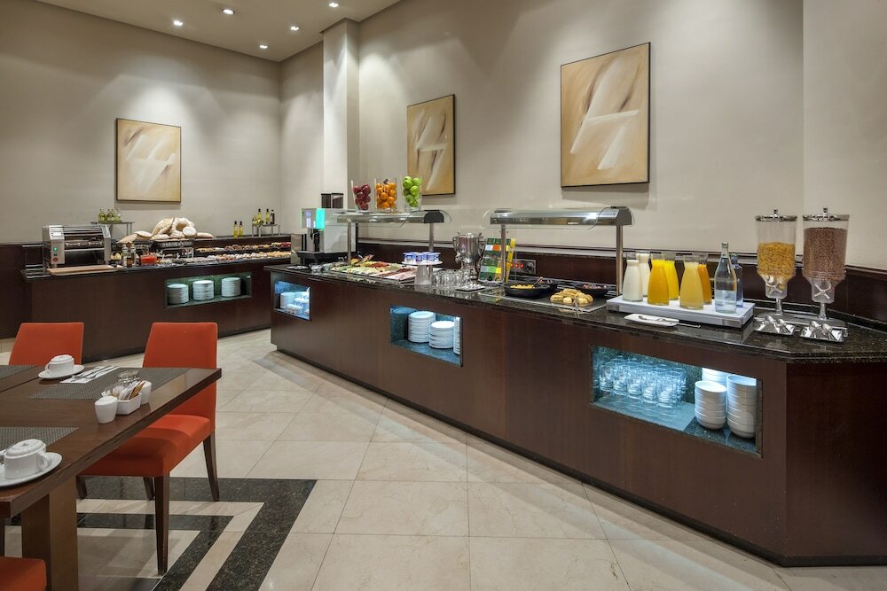 Фото Exe Oviedo Centro