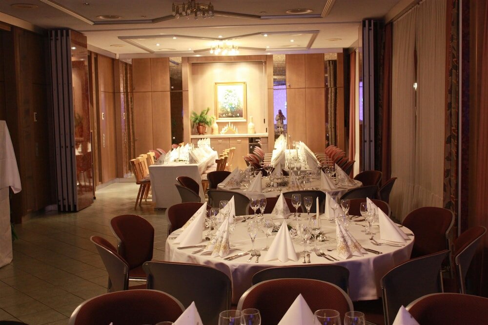 Фото Hotel zum Loewen