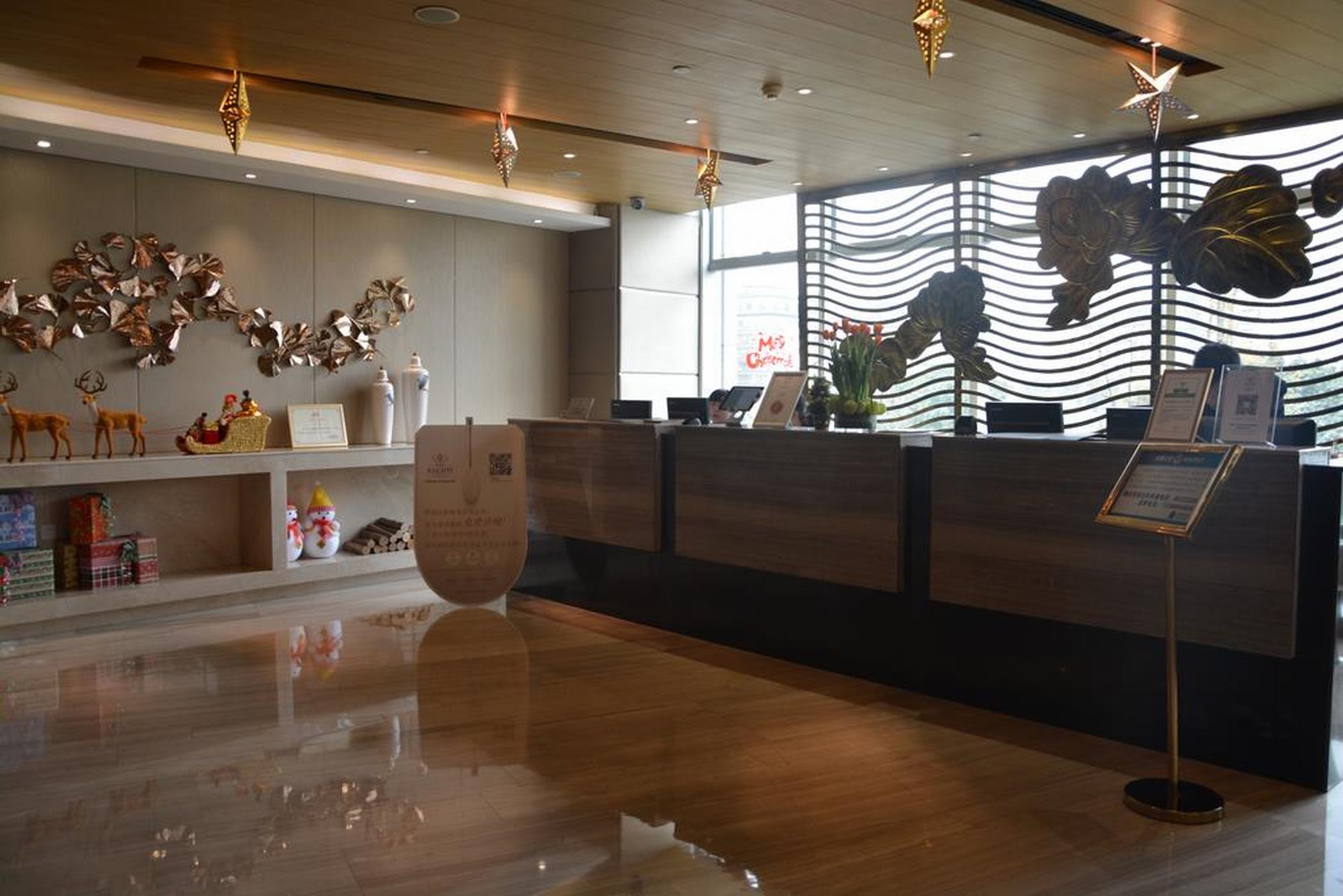 Фото Somerset Riverview Chengdu