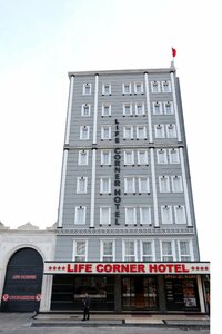 отель Life Corner Hotel