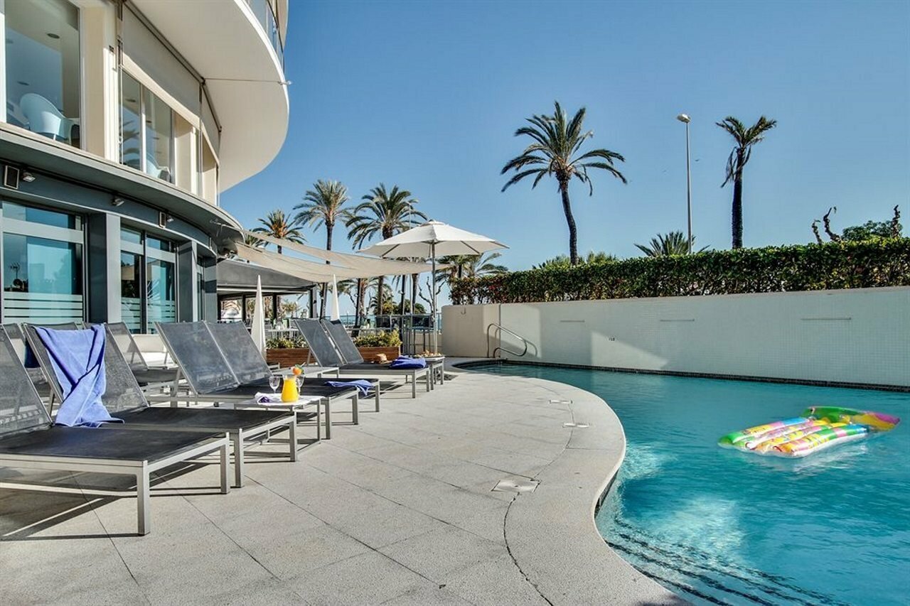 Фото Calipolis Sitges