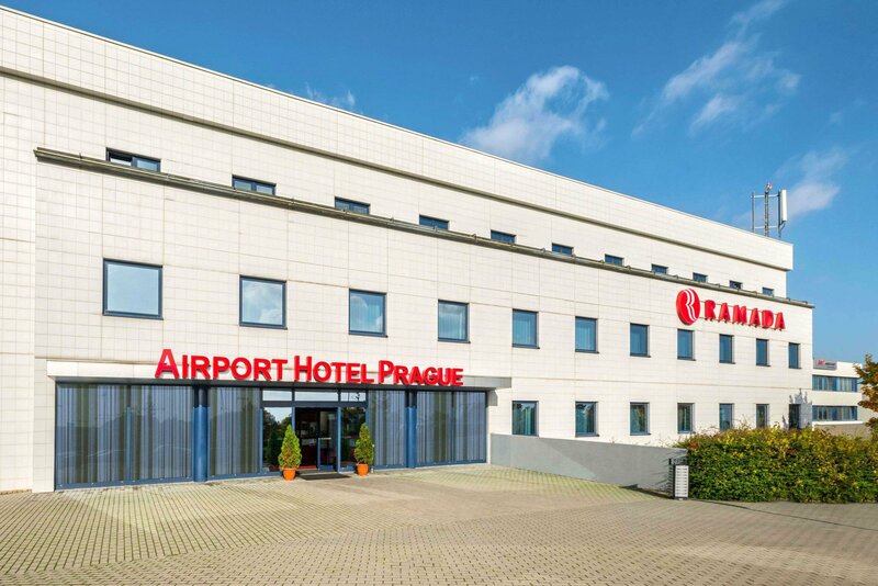 Гостиница Ramada Airport Hotel Prague в Праге