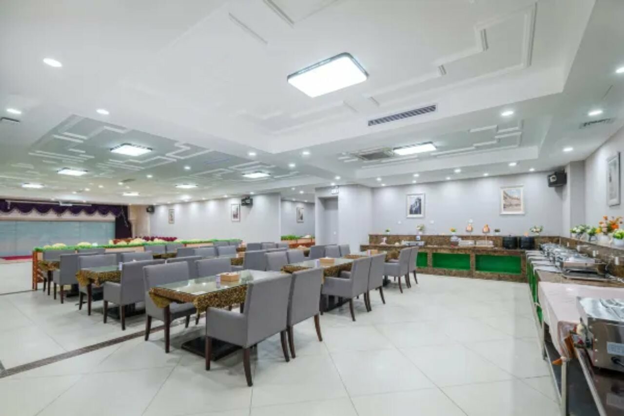 Фото Vienna Hotel Dongguan Tangxia Binfen Plaza