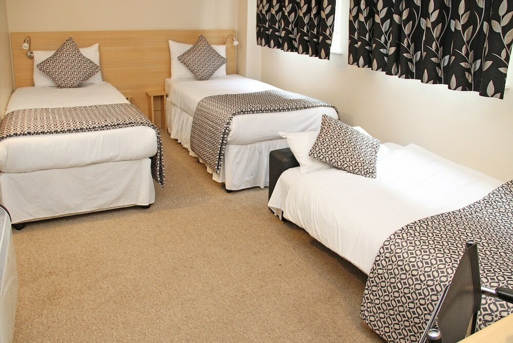 Фото Lansdowne Hotel