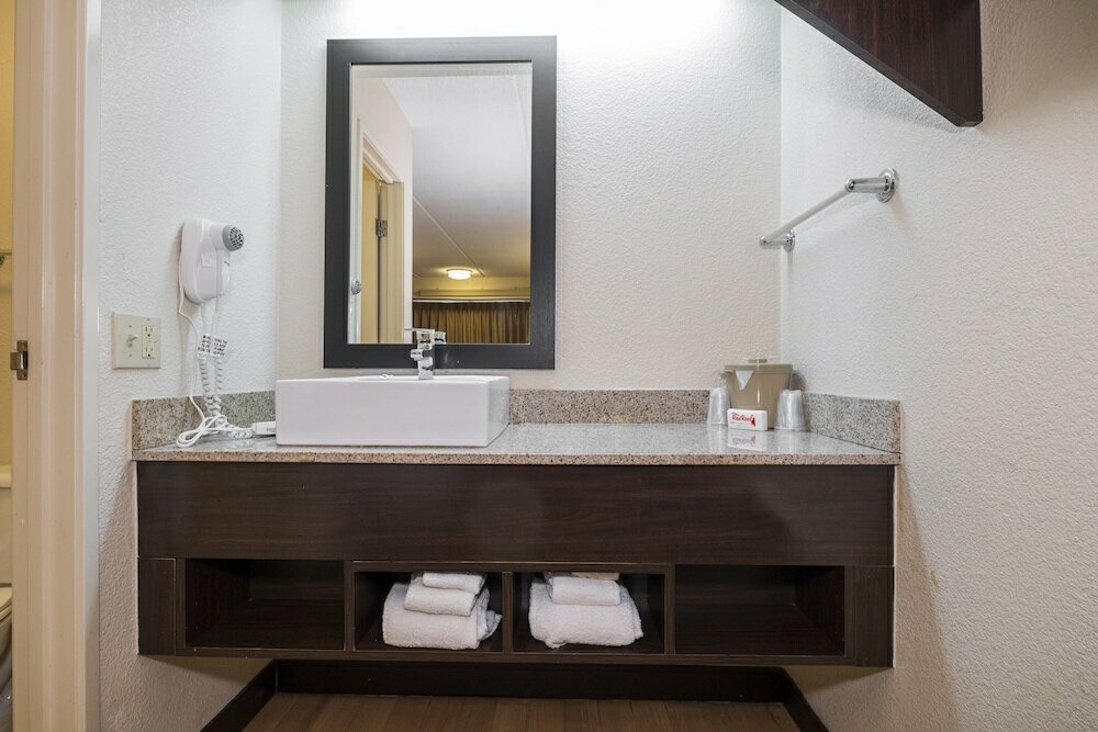 Фото Red Roof Inn West Monroe