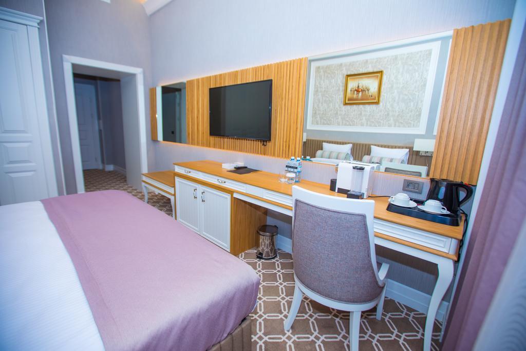 Фото Theatrum Hotel Baku