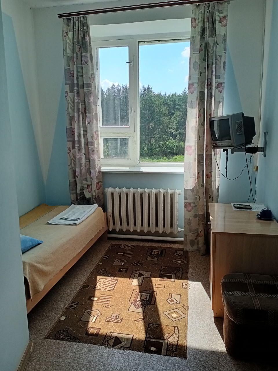 Фото отеля 2