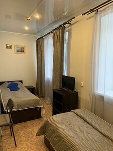 Kuzova (ulitsa Frunze, 1), hotel