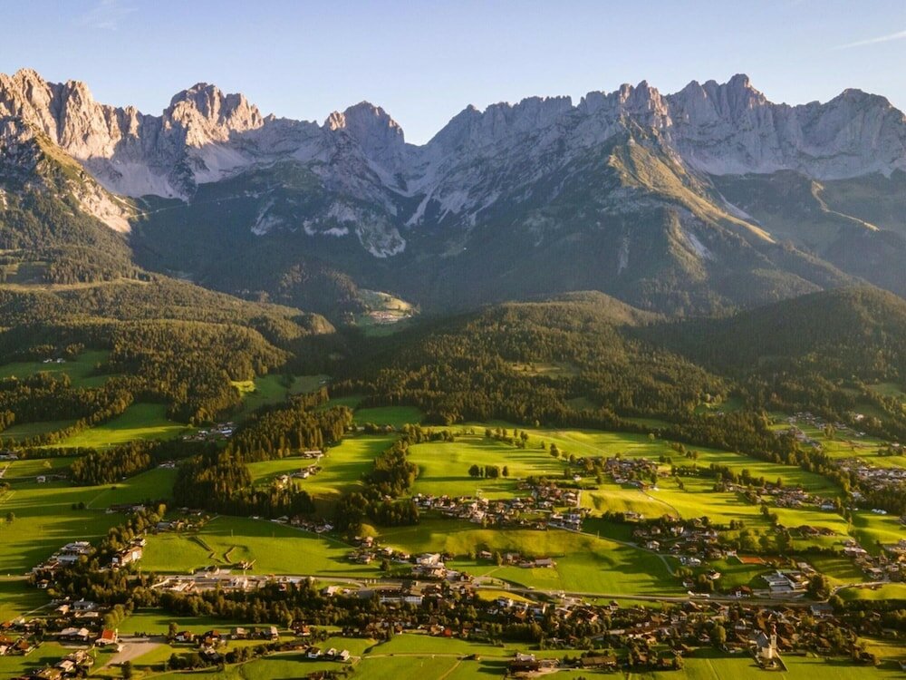 Фото Exclusives Ski-in & Ski-out Apartment in Ellmau