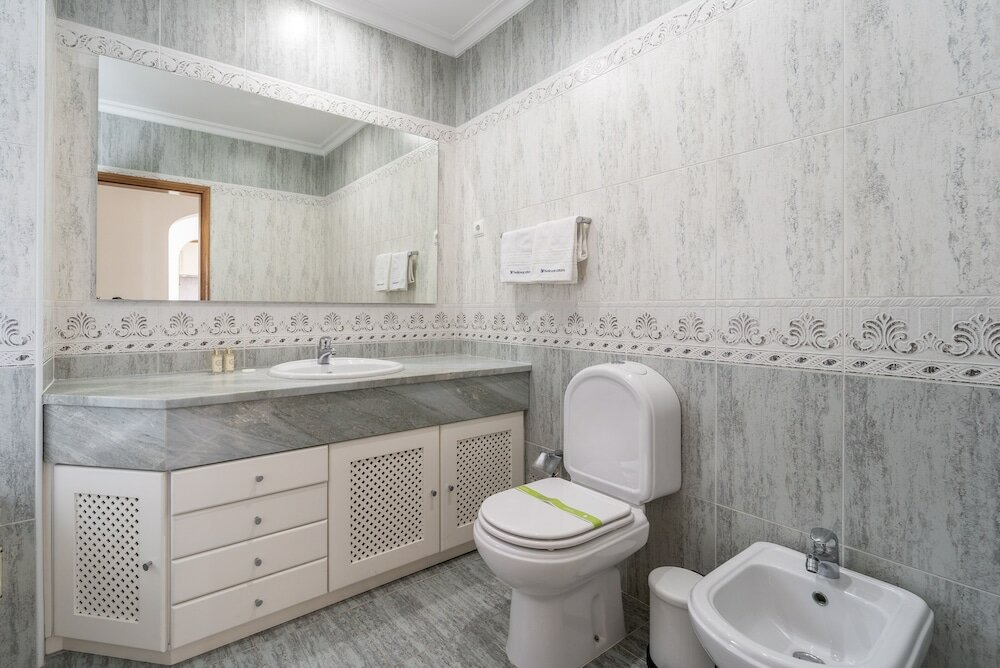 Фото Villa Lemos by HelloVacations