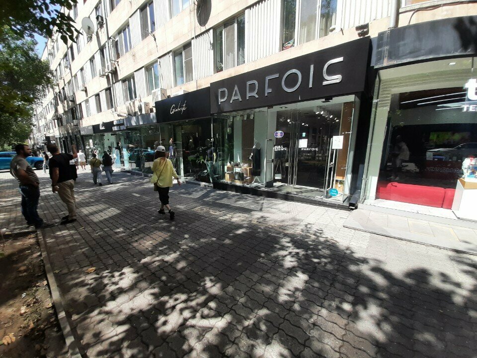 Bags and suitcases store Parfois, Yerevan, photo