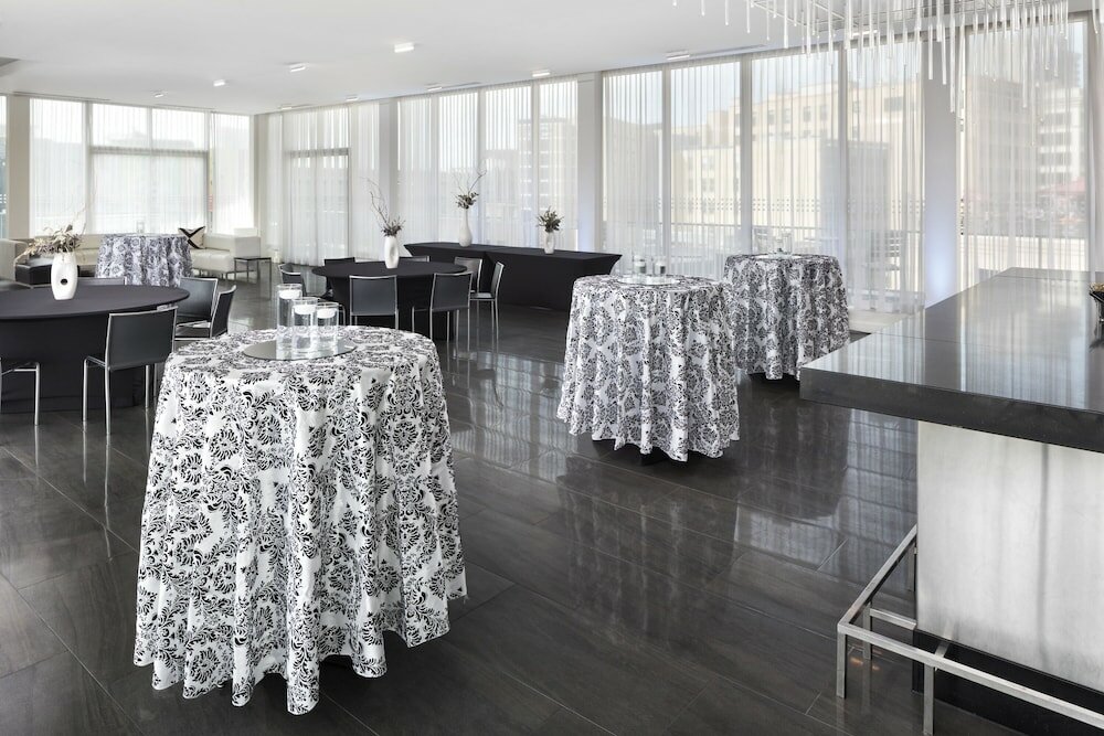 Фото The Chambers Hotel