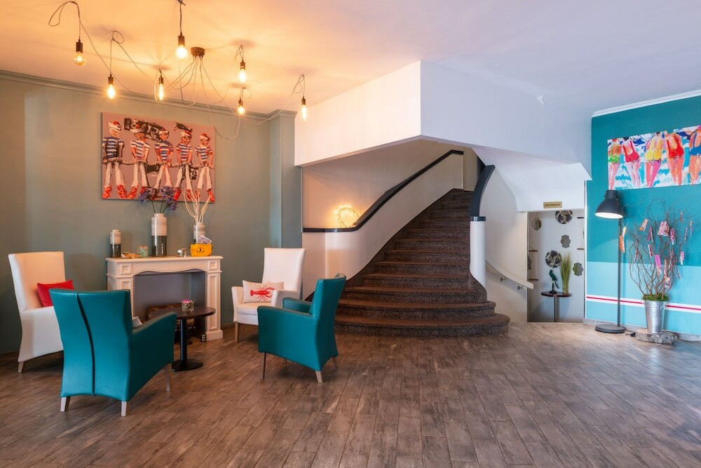 Фото Hotel De La Plage