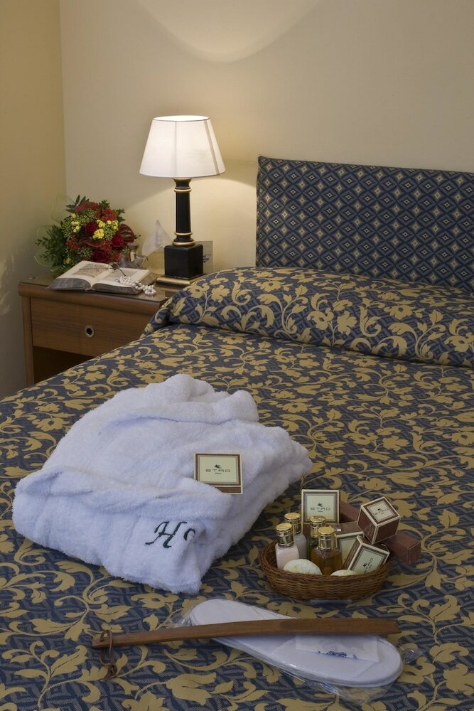 Фото Hotel Savoy