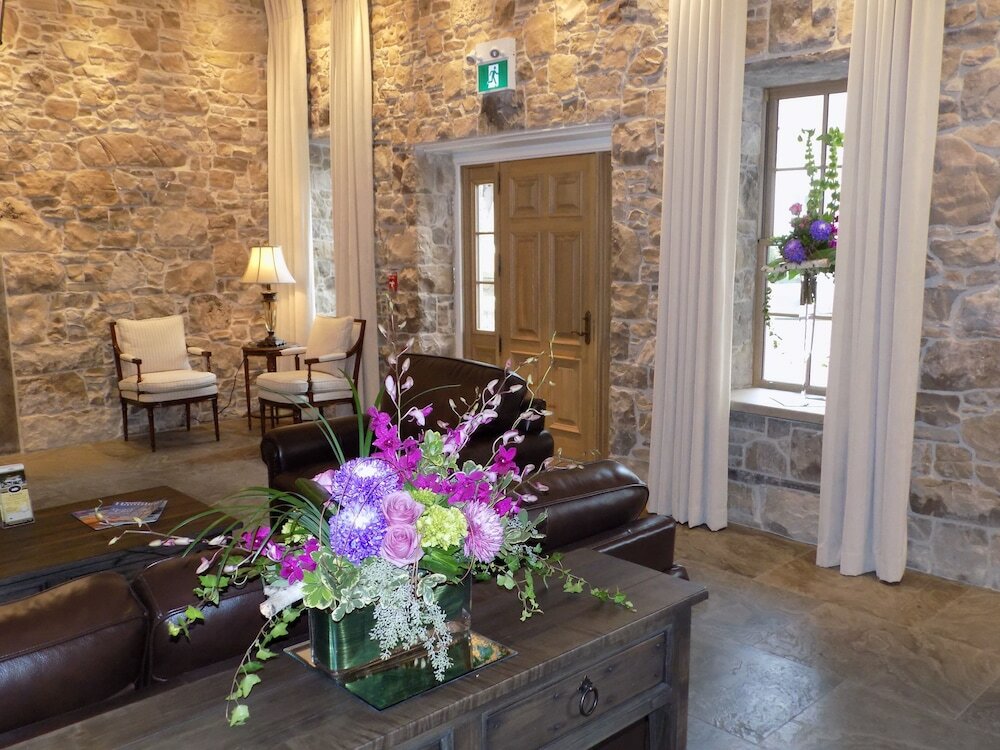 Фото The Barracks Inn