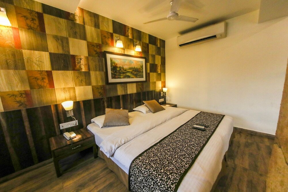 Фото Hotel Maharana Inn Chembur
