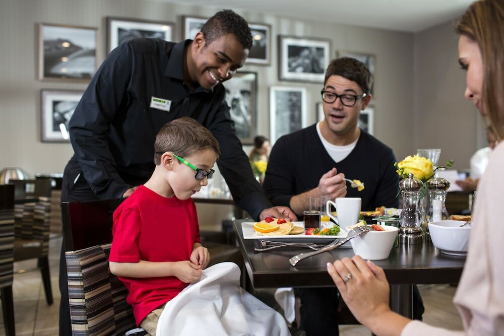 Фото Holiday Inn Cleveland Clinic an IHG Hotel