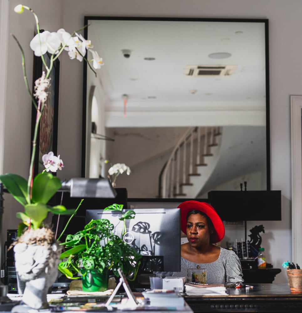 Фото Royal Frenchmen Hotel and Bar