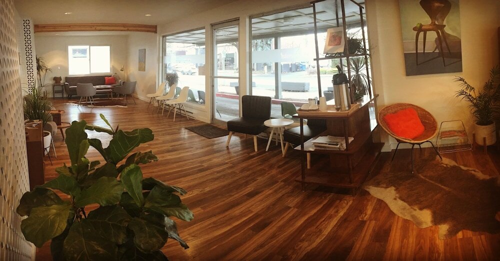 Фото Monarch Motel