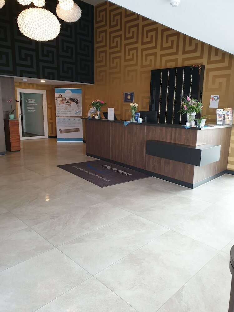 Фото Trip Inn Conference Hotel & Suites