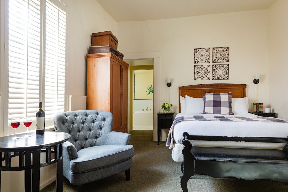 Фото Maison Fleurie, A Four Sisters Inn