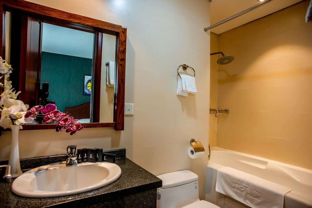 Фото Lancaster Ho Chi Minh