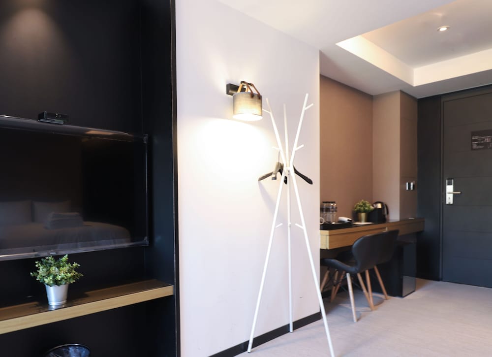 Фото Slow Town Hotel - Glowing