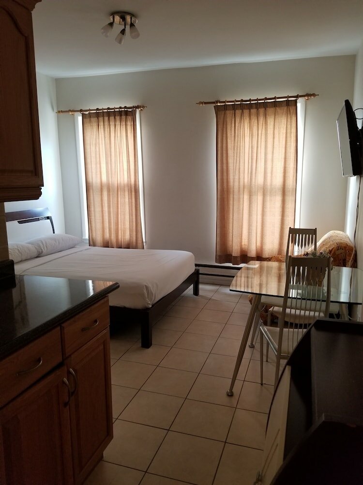 Фото Dragon Gate Inn