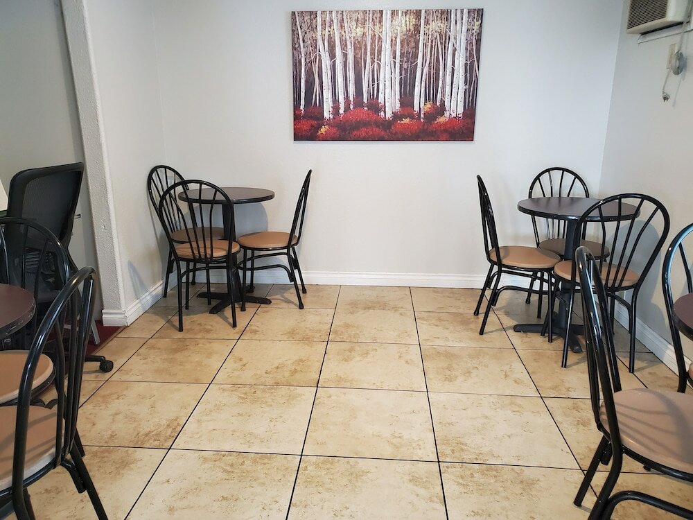 Фото Apple Tree Inn