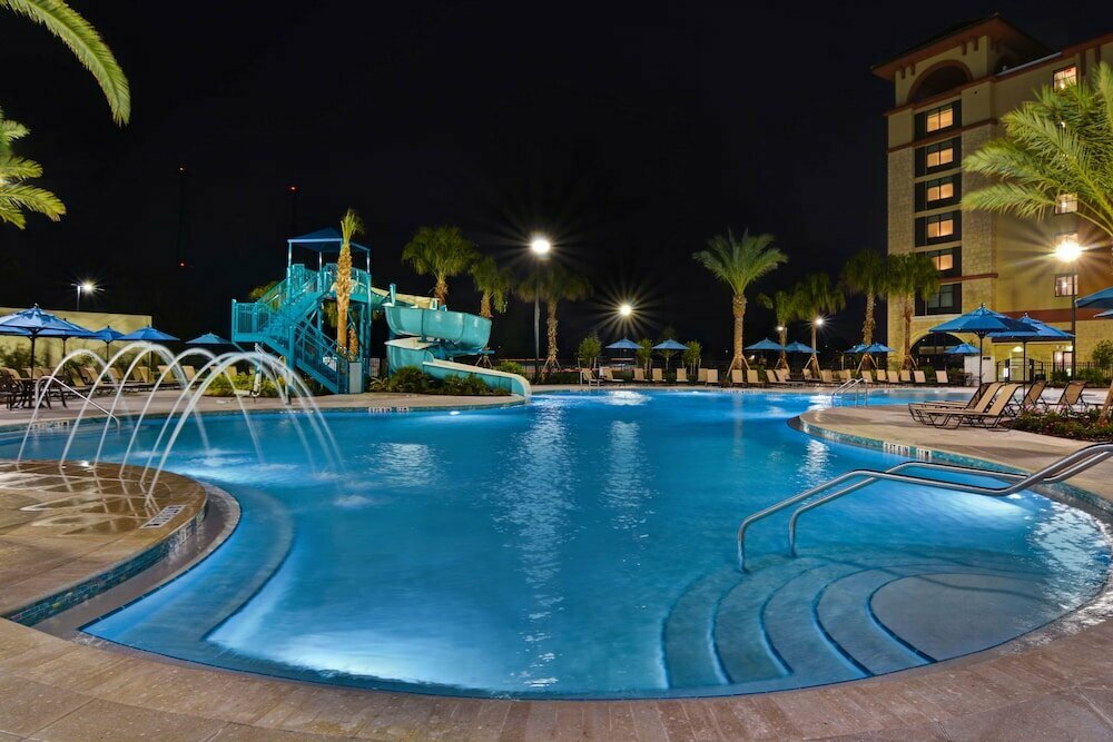 Hotel Home2 Suites by Hilton Orlando at Flamingo Crossings, State of Florida, photo