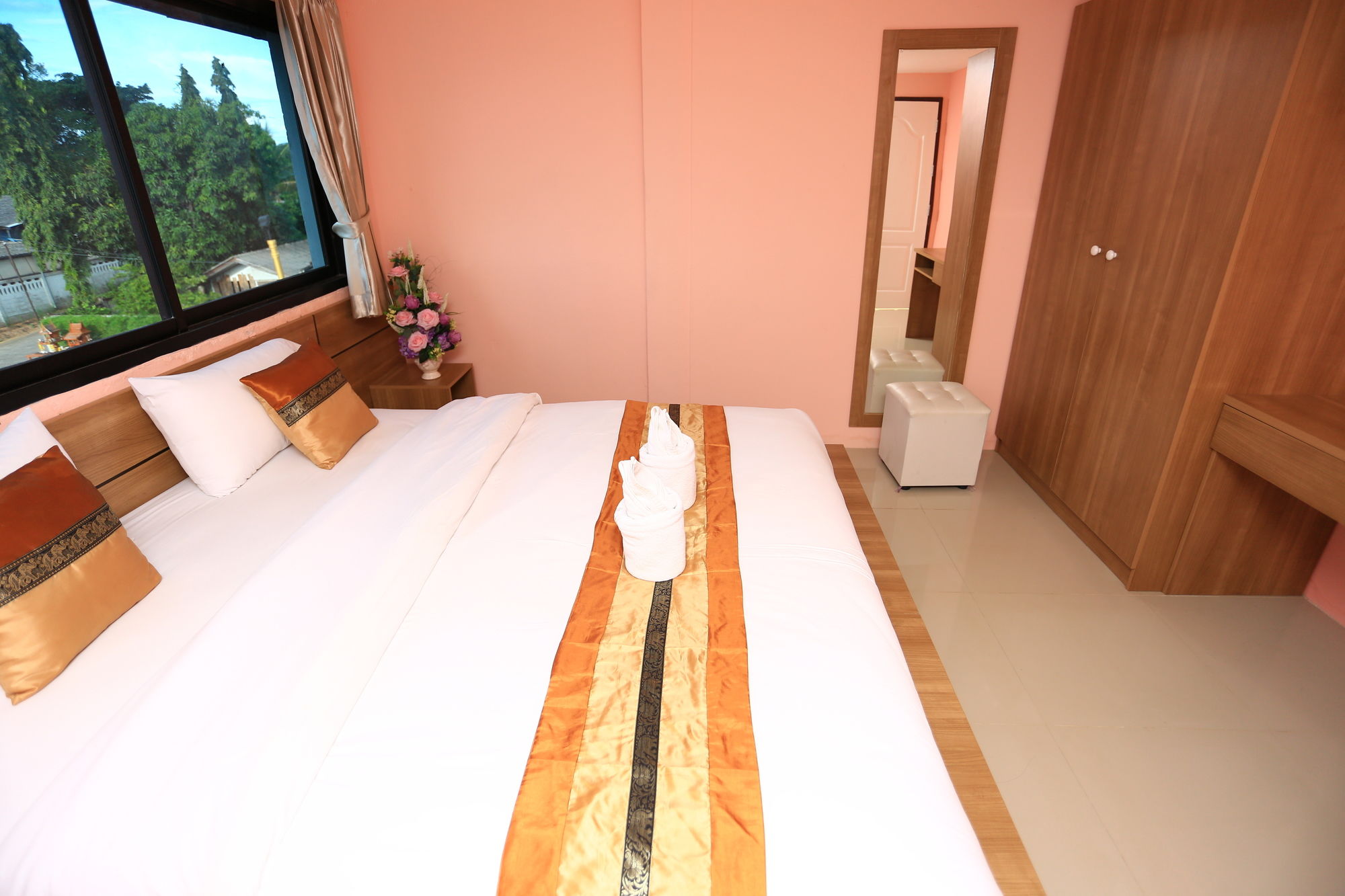 Фото Gemtree Boutique Lampang