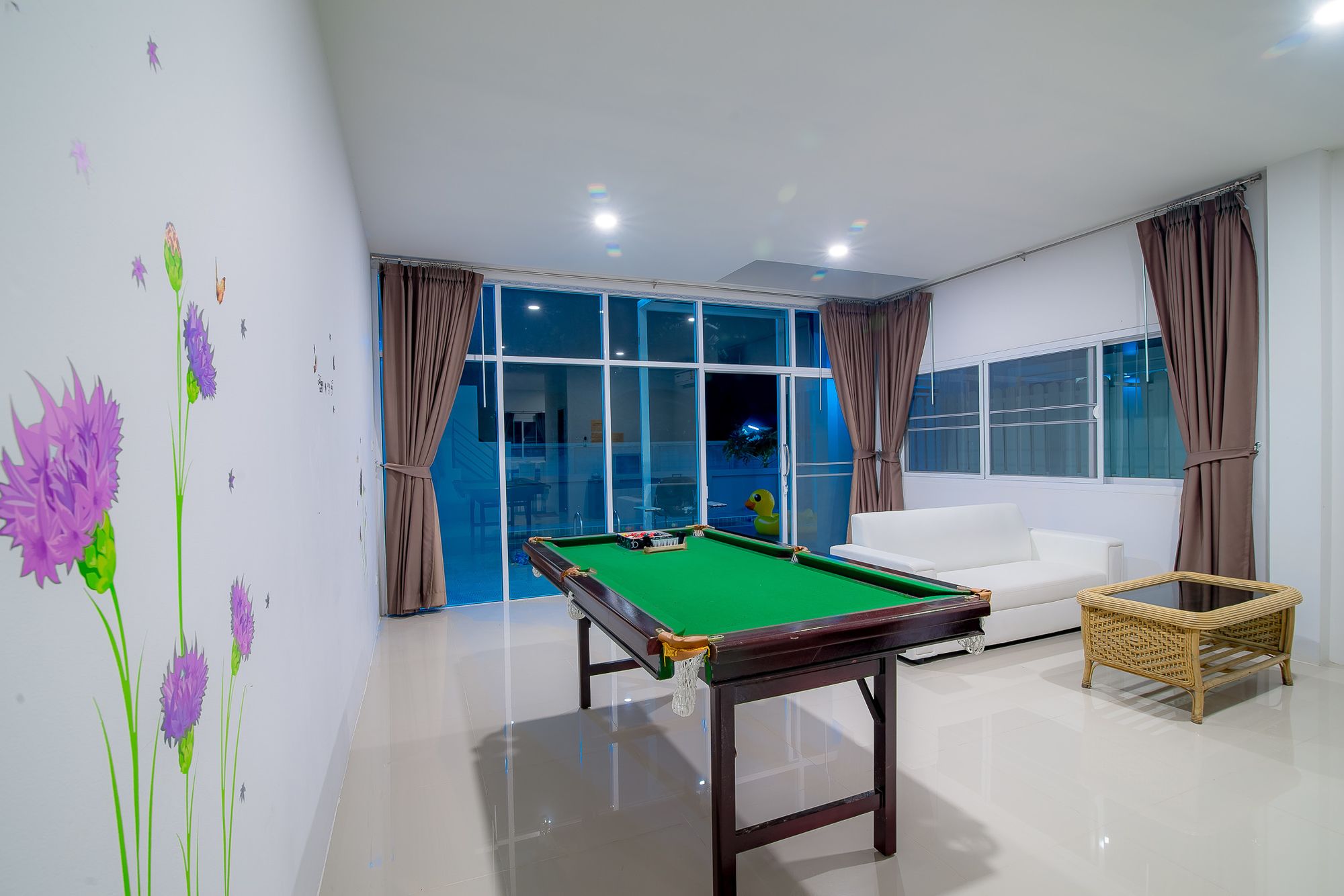 Фото Mondara Vacation Home