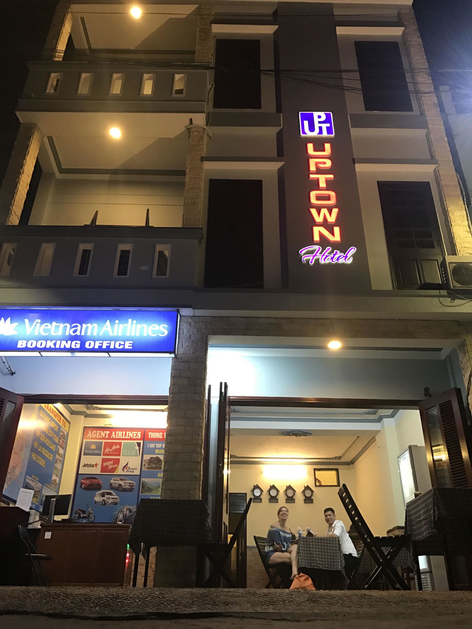 Фото Uptown Hotel