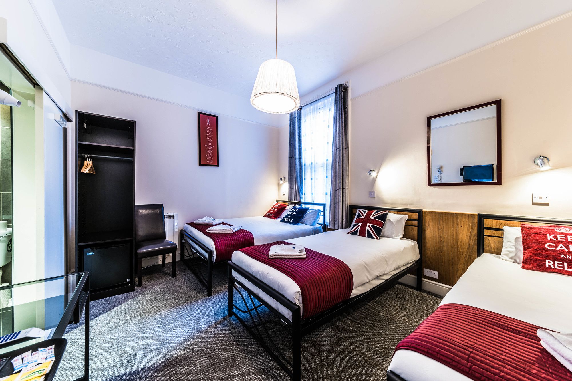 Фото Hellenic Hotel London by Saba