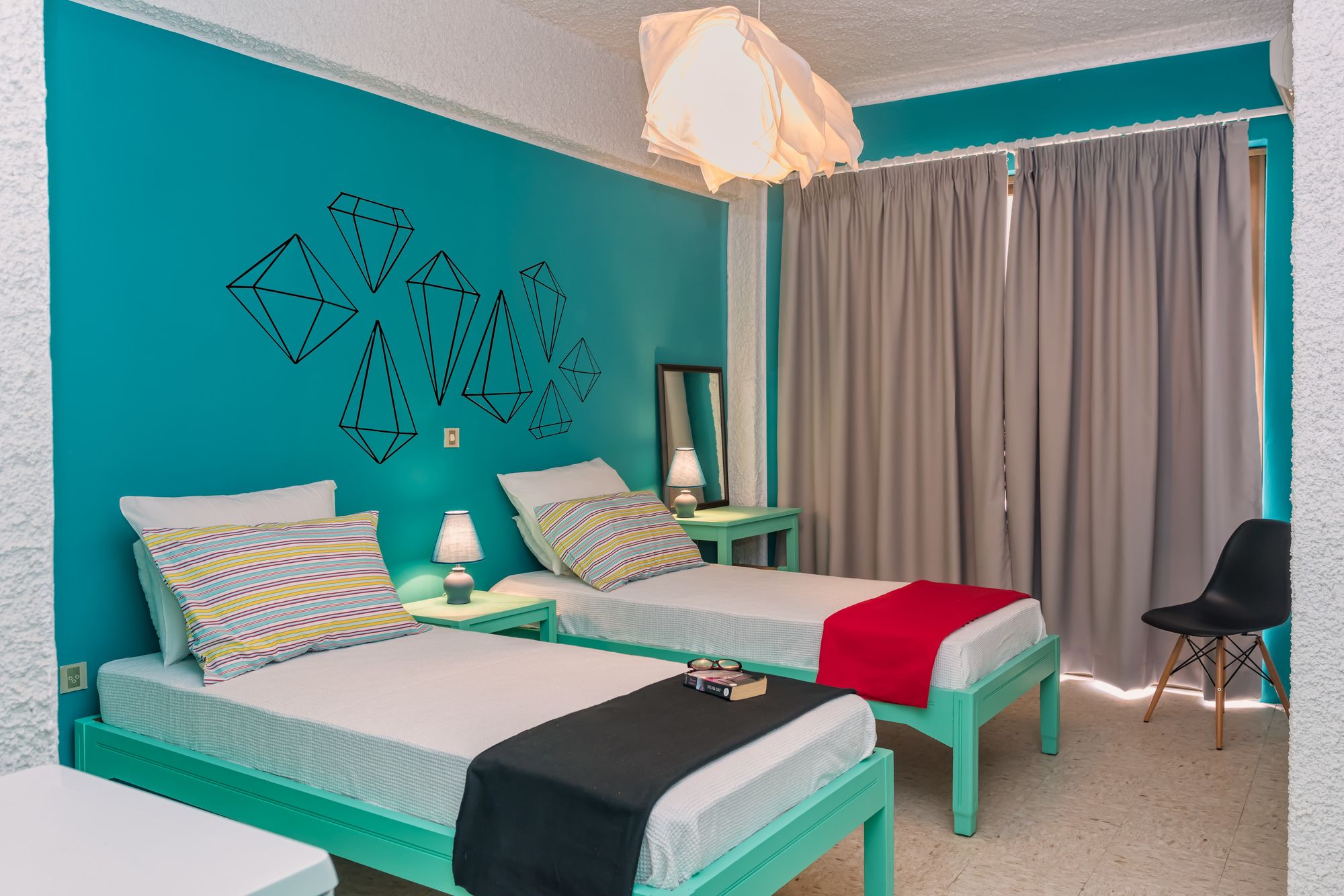 Фото The Bongos - Socially Conscious Rooms, Part of the room rate goes to charity