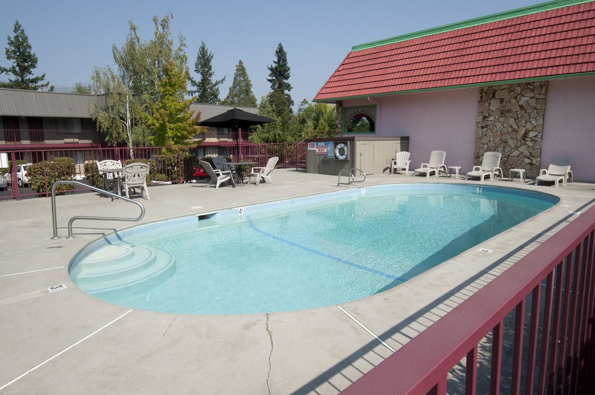 Фото Flagship Inn of Ashland