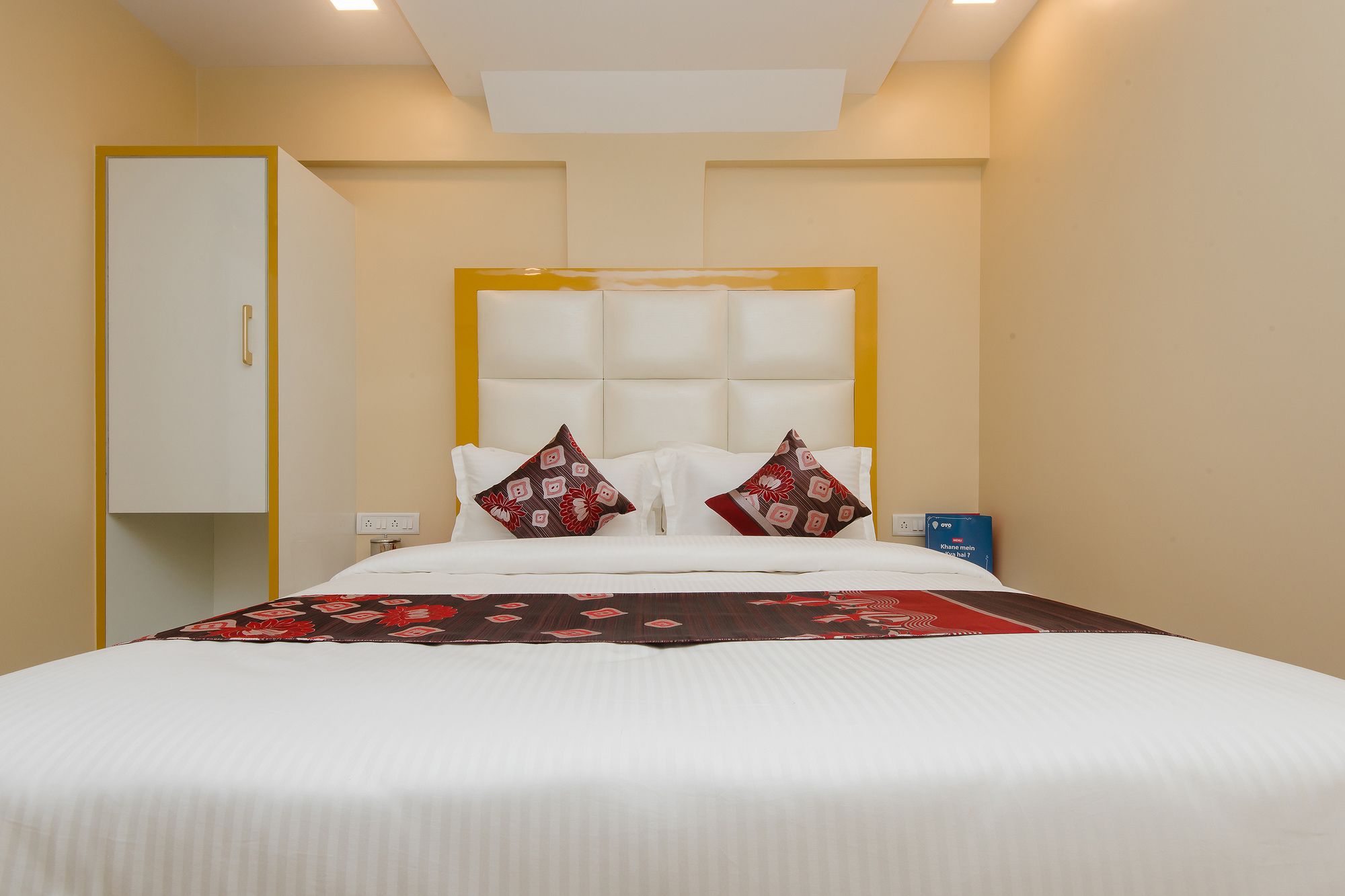 Фото Oyo 11720 Gold Coast Inn