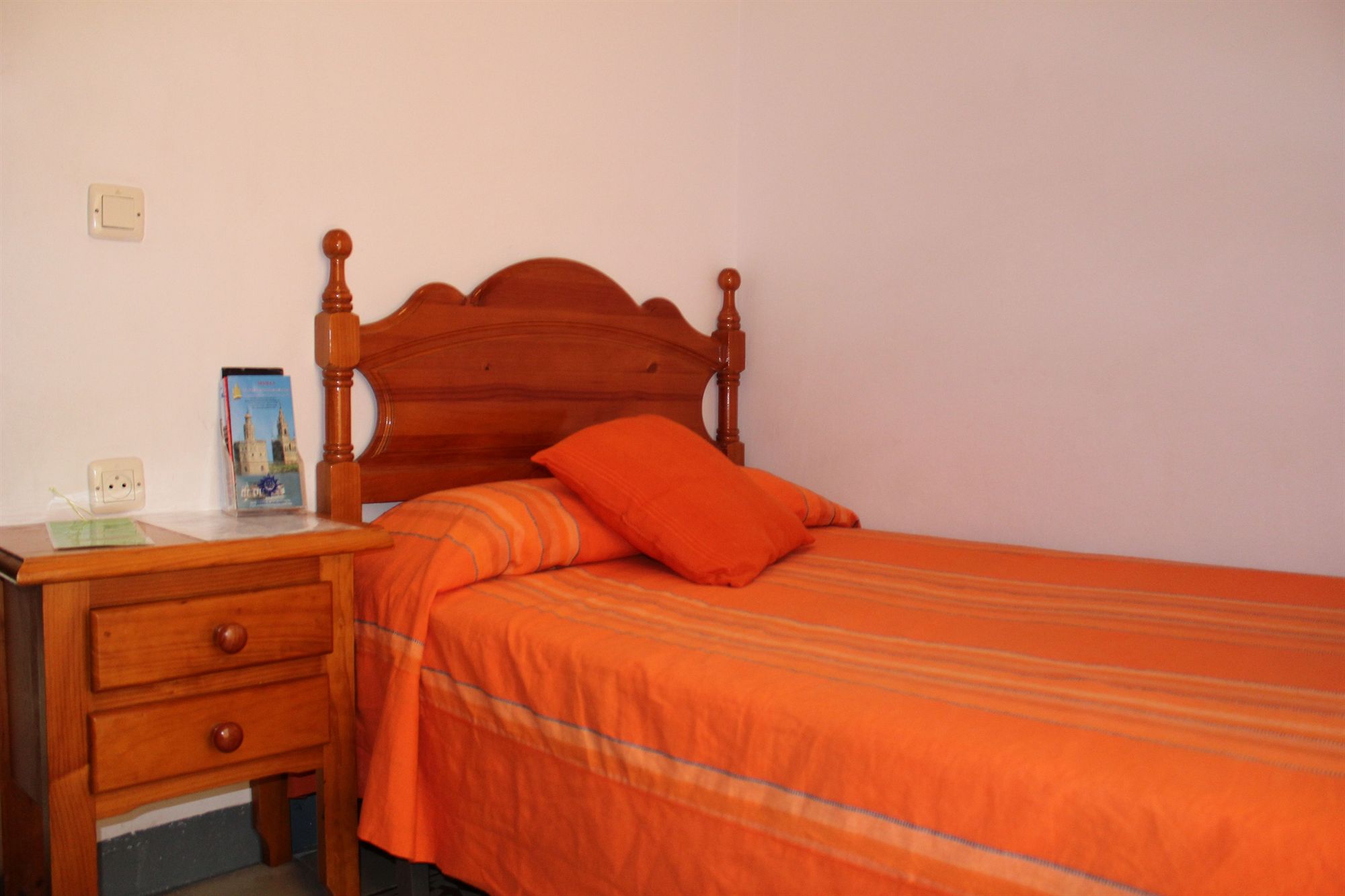 Фото Pension Montorena