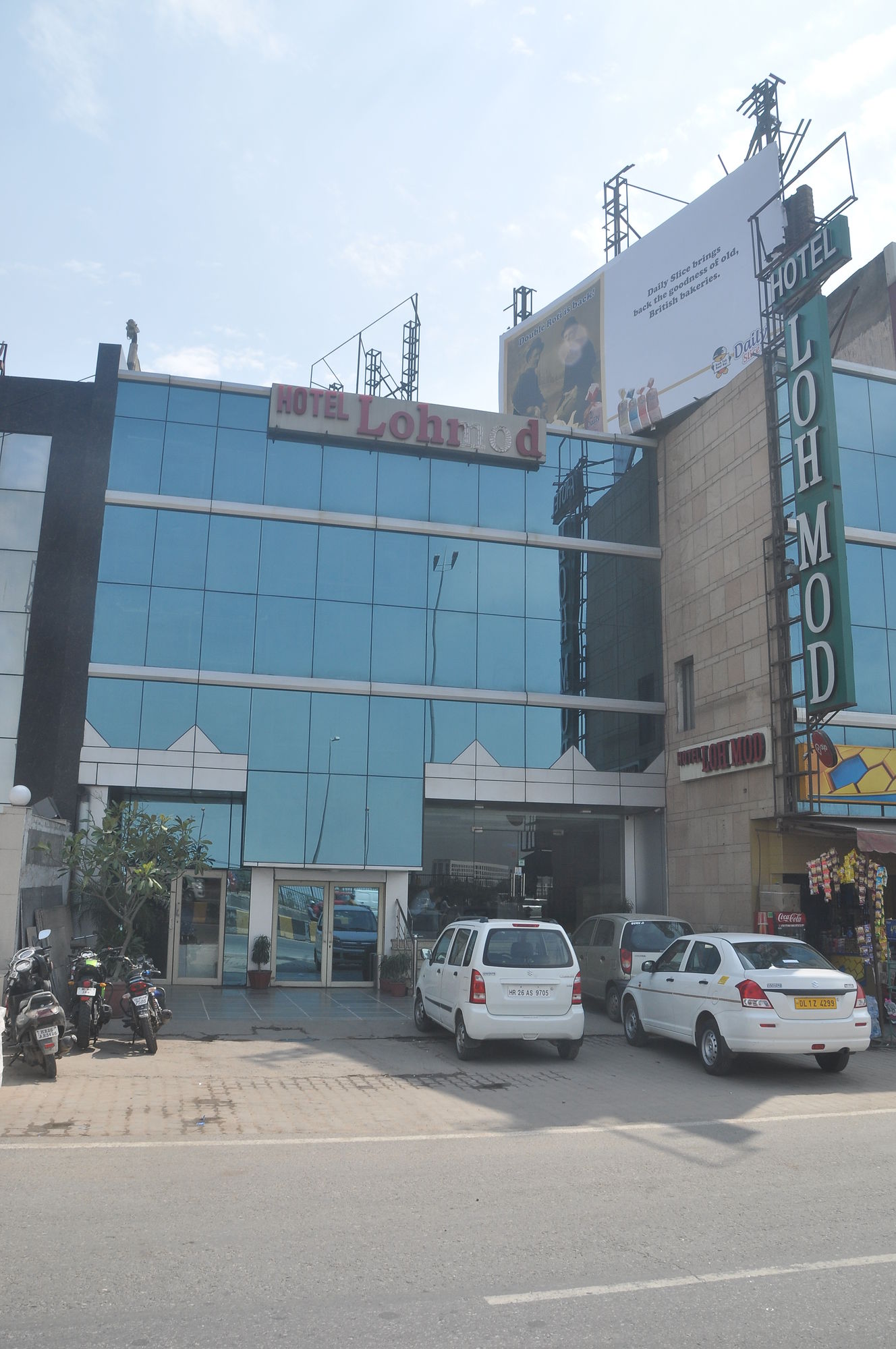 Фото Lohmod Hotel