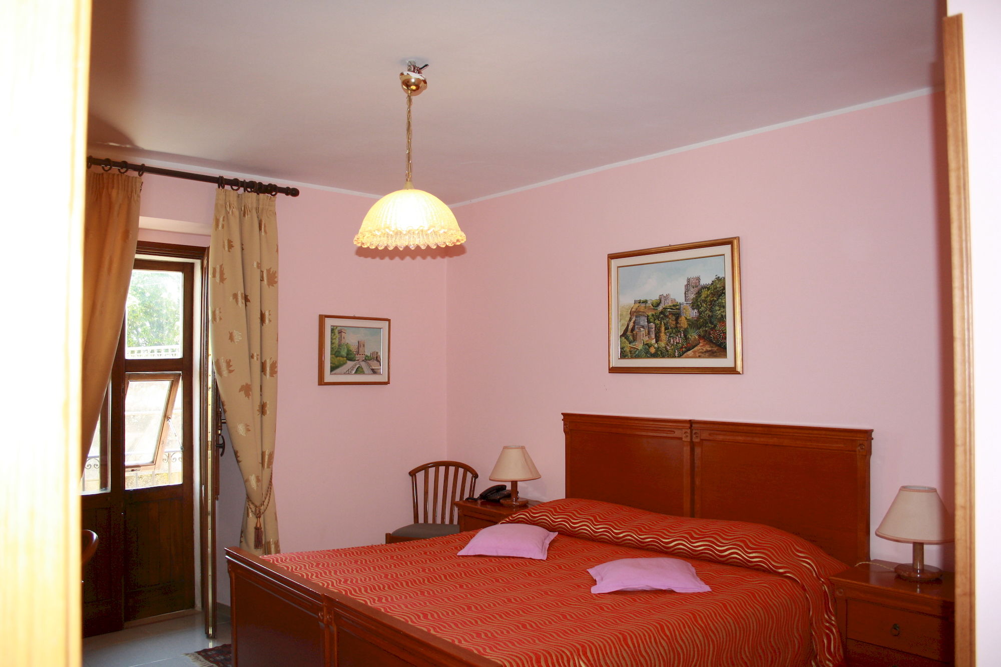 Фото Hotel Edelweiss