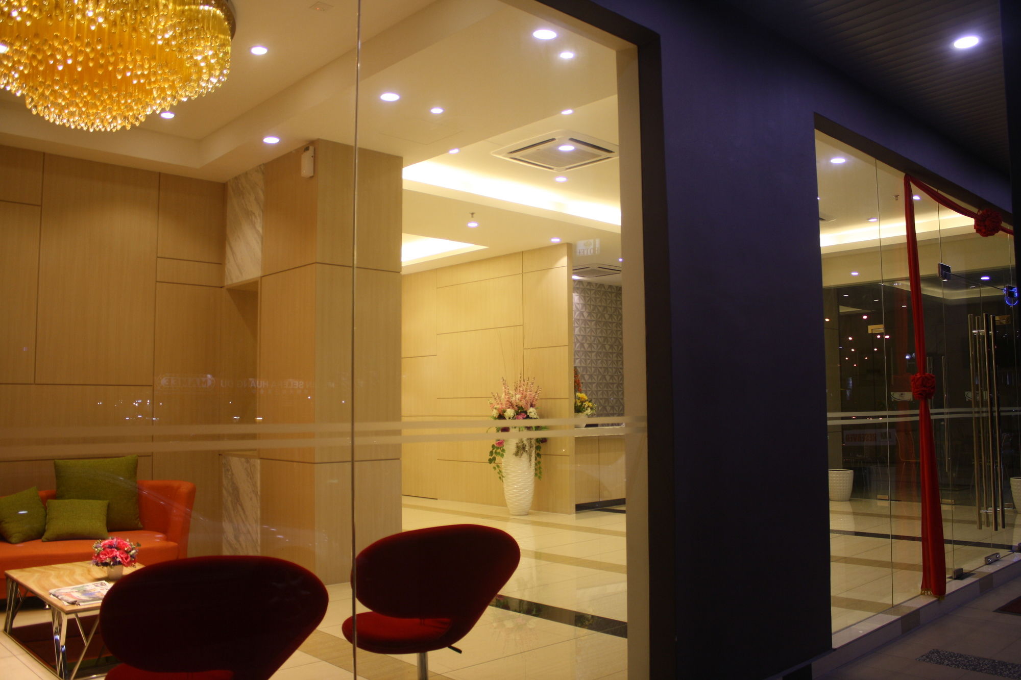 Фото Aurora Hotel